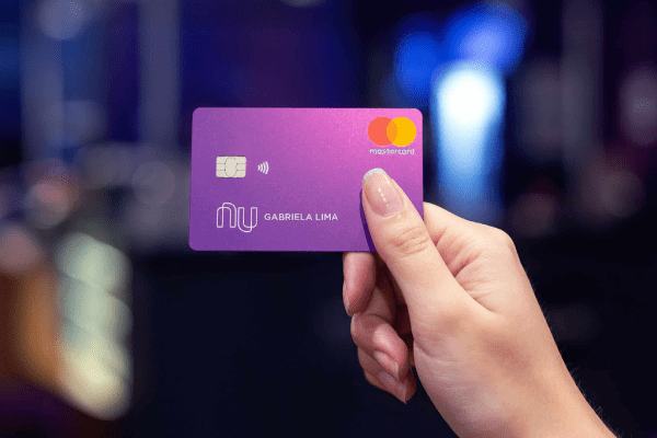 Nubank está com nova forma para aumento do limite do cartão de crédito liberado